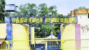  மணமணக்கும் மதுரையில்.. 