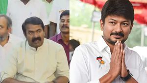 உதயநிதி பசியை பார்த்திருப்பாரா? ஒரே சட்டையை ஒரு வாரம் போட்ருப்பாரா? விளாசிய சீமான்! 