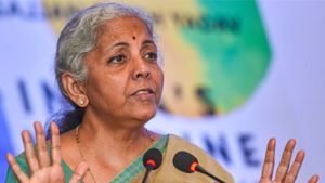 நிர்மலா சீதாராமன் மீது வழக்கு.. தேர்தல் பத்திர மோசடி புகாரில் பெங்களூர் நீதிமன்றம் அதிரடி