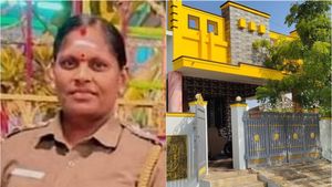 மதுரையில் இன்ஸ்பெக்டர் வீட்டில் கோடிகளில் மதிப்புள்ள தங்கம் திருட்டு.. சின்ன துப்பு கூட இல்லை.. எப்படி? 