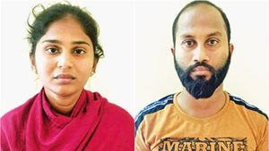 ஸ்ரீவில்லிபுத்தூர் டூ தாம்பரம்.. கூட்டத்தை பார்த்தாலே அனுவுக்கு வரும் ஆசை.. பின்னாடியே வந்த கணவன் 