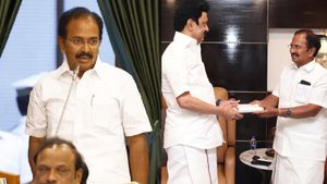 ஒன் மேன் ஆர்மி.. சேலம் ராஜேந்திரன் சுற்றுலா அமைச்சரானது எப்படி? தலைமை காதுக்குப் போன அந்தக் குரல்!