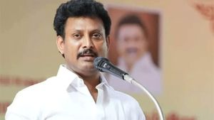  கொள்கையை விட்டுக் கொடுத்தால் தான் நிதியா? போராடியாவது பெறுவோம்! அமைச்சர் அன்பில் மகேஷ் பளீர்!