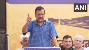டெல்லி முதல்வர் பதவியில் இருந்து 2 நாட்களில் ராஜினாமா- அரவிந்த் கெஜ்ரிவால் திடீர் அறிவிப்பு!