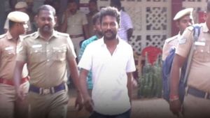  நாம் தமிழர் கட்சி நிர்வாகி கைது.. சாதி மறுப்பு திருமணம் செய்ய முயன்ற இளைஞரை தாக்கிய வழக்கில் ஆக்‌ஷன்