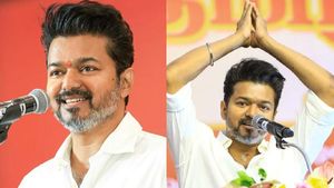  விஜய் மாநாடுக்கு அனுமதி கிடைக்குமா? விழுப்புரம் மாவட்ட கலெக்டர் சொன்ன விஷயத்தை பார்த்தீங்களா?