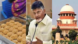 திருப்பதி லட்டு: சந்திரபாபு நாயுடுவுக்கு குட்டு-மத்திய அரசிடம் பதில் கேட்டு உச்சநீதிமன்றம் நோட்டீஸ்! 