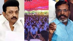 சாக்கு போக்கு சொல்லாதீங்க.. சாம்சங் விஷயத்தில் அரசை எதிர்க்கும் திருமா! ஸ்டாலினை சந்திக்க முடிவு 