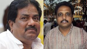 மதுரை வெள்ளத்தால் கூட்டணியில் விரிசல்? நிதியை வெங்கடேசனை கொடுக்க சொல்லுங்க.. அமைச்சர் மூர்த்தி பேச்சு