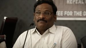 மாவோயிஸ்டுகளுடன் தொடர்பு வழக்கு: பாதிரியார் ஸ்டேன் சுவாமியை தொடர்ந்து பேராசிரியர் சாய்பாபா மரணம்! 