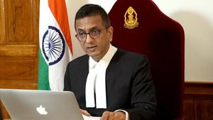 அயோத்தி வழக்கில் தீர்ப்பு வழங்கும் முன்.. கடவுளிடம் தீர்வு கேட்டேன்.. தலைமை நீதிபதி சந்திரசூட் தகவல்