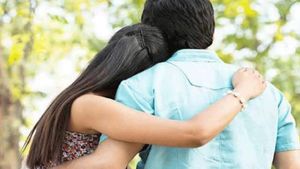 கன்னியாகுமரியில் அடிக்கடி காதலன் வீட்டில் தனிமையில் மாணவி.. பக்கத்து வீட்டுக்காரரால் ட்விஸ்ட் 