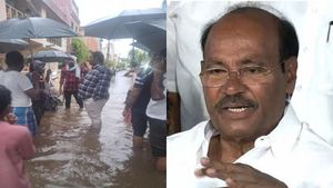  கொட்டித் தீர்த்த மழை.. தண்ணீரால் கண்ணீரில் மதுரை மக்கள்! அரசின் தோல்வியே காரணம்.. பறந்த கண்டனம்!