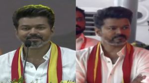 ஒரு லெவலுக்கு மேல காசு சேர்த்து என்ன பண்ணப்போறோம்.. ரஜினிக்கு, விஜய் மறைமுக குட்டு?