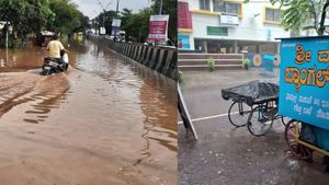 30 செ.மீ மழை பெய்தும் உடனே மீண்ட சென்னை.. 15 செ.மீ மழைக்கே தத்தளிக்கும் பெங்களூர்! காரணம் என்ன?