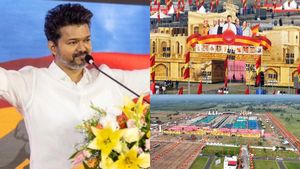 பிரம்மாண்டம்..  தலைமை செயலக நுழைவாயில் டூ ஸ்நாக்ஸ் வரை.. தவெக மாநாட்டின் சிறப்புகள் என்னென்ன? 