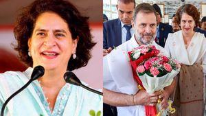 பிரமாண்ட பேரணி.. வயநாடு தொகுதியில் வேட்புமனு தாக்கல் செய்தார் பிரியங்கா காந்தி! 