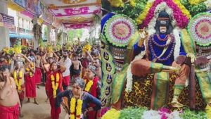  Kulasai Dasara: 2ஆம் நாள் கோலாகலம்..விஸ்வகர்மேஸ்வரராக கற்பக விருட்ச வாகனத்தில் அம்பாள்! உருகிய மனம்!