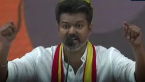 இனி நோ லுக்கிங் பேக்.. முடிவோடு தான் வந்துருக்கேன்.. தவெக மாநாட்டில் விஜய் அதிரடி 