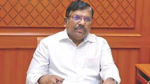 30 நாள் தான் டைம்.. பொதுமக்களின் கோரிக்கைகளுக்கு தீர்வு காணாவிட்டால்.. தலைமைச் செயலர் வார்னிங்!