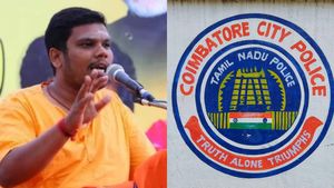 விசாரணை தான் கைது இல்லை.. அர்ஜுன் சம்பத் மகன் ஓம்கார் பாலாஜி வழக்கில்.. கோவை போலீஸ் ட்விஸ்ட் 