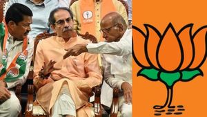  மகாராஷ்டிரா சட்டசபை தேர்தலில் பரபர.. மகா விகாஸ் அகாடி கூட்டணியில் குழப்பம் அதிகரிப்பு! குஷியில் பாஜக