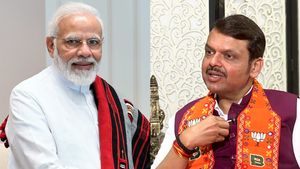 ஷிண்டே ஆதரவே தேவை இல்லை.. மகாராஷ்டிரா முதல்வராகிறார் பட்நாவிஸ்? பாஜக எடுக்கும் துணிச்சல் முடிவு? 