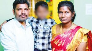 'அன்புள்ள அண்ணா, அண்ணி எங்களை மன்னித்து விடுங்கள்'.. கோவை லாட்ஜில் பிணமாக கிடந்த தம்பதி கடிதம் 
