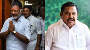 பொதுக்குழு அதுவுமா? எடப்பாடி ஆதரவாளர் வீட்டுக்கு ஓபிஎஸ் விசிட்..கொந்தளிக்கும் ர.ர.க்கள்! பரபர அதிமுக 