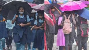  நீலகிரியில் கொட்டி தீர்க்கும் கனமழை.. குன்னூரில் இன்று பள்ளி, கல்லூரிகளுக்கு விடுமுறை அறிவிப்பு