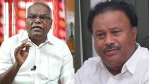 கூட்டணிக்கு ரூ.100 கோடி? யாருக்கு கொடுத்தீங்க.. அதிமுக திண்டுக்கல் சீனிவாசனை கேட்கும் பாலகிருஷ்ணன்!
