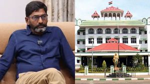 சவுக்கு சங்கர் மீது கஞ்சா பதுக்கியதாக வழக்கு..  மதுரை கோர்ட்டில் 25ம் தேதி தீர்ப்பு 