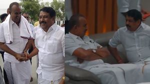 கட்சி மாற்றமா? எஸ்பி வேலுமணி - நயினார் நாகேந்திரன் திடீர் சந்திப்பு..  கவனிக்கும் பாஜக - அதிமுக 