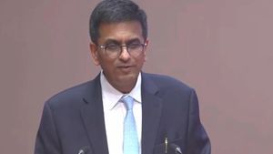 இனி அவங்களுக்கு வேலை இருக்காது.. கேலி செய்பவர்கள் குறித்து நகைச்சுவையாக பேசிய தலைமை நீதிபதி 
