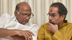 உதவாத உத்தவ் தாக்கரே -சரத் பவார் அணி.. மகாராஷ்டிராவில் காங்கிரஸ் தோற்றது ஏன்? பற்றவைத்த  பரமேஸ்வர் 