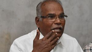 பெரிய கட்சியா? திமுகவால் கூட்டணியின்றி வெல்ல முடியாது.. மார்க்சிஸ்ட் பாலகிருஷ்ணன் சொன்ன தகவல் 