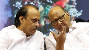 சித்தப்பா ஸ்டைலில் அரசியல் செய்யும் அஜித் பவார்.. பரபரக்கும் மகாராஷ்டிரா! அடுத்த சிஎம் யார்?