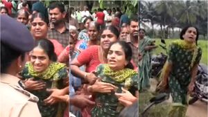 உங்களால் முடியவில்லை என்றால் காவல்துறைக்கே அவமானம்.. திருப்பூரில் கணவரை பறிகொடுத்த பெண் ஆவேசம் 