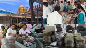  எல்லாம் எங்க முருகனுக்கே! கட்டுக் கட்டாய் பணம்.. கொட்டி கிடந்த தங்கம்! மெய்சிலிர்க்க வைத்த பக்தர்கள்