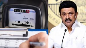 மாதந்தோறும் மின் கணக்கீடு முறை எப்போது அமல்? ஈரோட்டில் விசைத்தறி உரிமையாளர்களிடம் ஸ்டாலின் தகவல் 