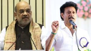 அம்பேத்கர் ஃபிளவர் இல்லை..ஃபயர்- புஷ்பா டயலாக்கில் அமித்ஷாவுக்கு அமைச்சர் அன்பில் மகேஷ் எச்சரிக்கை! 