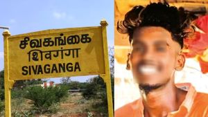 சிவகங்கையில் கடன் இஎம்ஐ செலுத்தாததால் வீட்டை பூட்டிய நிதி நிறுவனம்.. அடுத்த நாளே கலங்க வைத்த காட்சி 