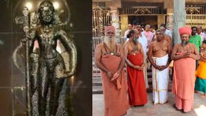  நவபாஷாண சிலை முதுகு சுரண்டப்பட்டதா? பழனி முருகன் கோவிலில் திடீர் ஆய்வு..மெளனம் காக்கும் அதிகாரிகள்!