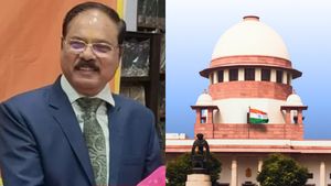 இது இந்துஸ்தான் நாடு.. விஎச்பி மீட்டிங்கில் பேசிய ஹைகோர்ட் நீதிபதி.. உச்சநீதிமன்றம் போட்ட ஆர்டர் 