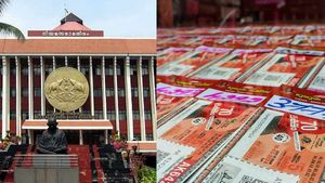 கிறிஸ்துமஸ் பம்பர்: கேரள அரசு எடுத்த முடிவு! வீணடிக்கப்பட்ட 12 லட்சம் லாட்டரிகள்.. என்னங்க நடக்குது? 