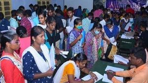 வேலூர், நாமக்கல்லுக்கு வரும் வெள்ளிக்கிழமை முக்கியமான நாள்.. இளைஞர்களே மிஸ் பண்ணிடாதீங்க 