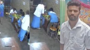 அட கேவலமே.. ஓசி பரோட்டாவுக்கு ஆசைப்பட்டு தேனி நபர் பண்ண வேலை! சிசிடிவியால் சிக்கிய புலி கட்சி புள்ளி 
