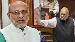  அம்பேத்கரின் புகழை குறைப்பது கண்டிக்கத்தக்கது! அமித்ஷா கருத்துக்கு சி.பி.ராதாகிருஷ்ணன் காட்டம் 