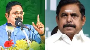 ஜெயலலிதா சீட்டில் உட்கார்ந்தால் அதே மாதிரி ஆகிடுவீங்களா.. பழனிசாமியை விளாசிய டிடிவி தினகரன் 