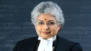 நான் நீதிபதியான போது என் தந்தை சொன்ன அந்த வார்த்தைகள்! கண்ணீர் விட்ட பி.வி.நாகரத்னா! நெகிழ்ச்சி! 